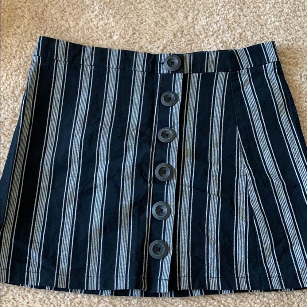 Tillys mini skirt